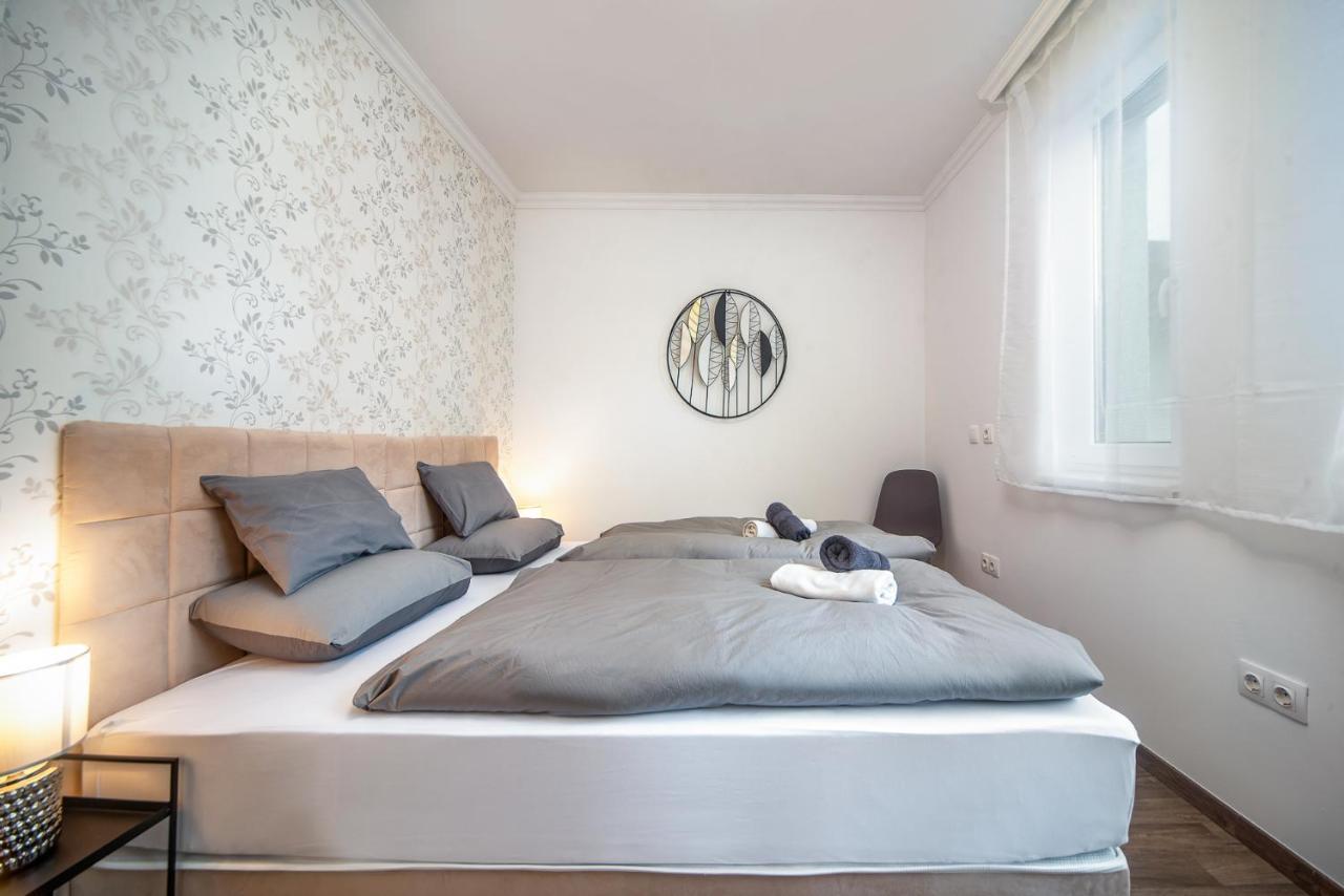 Grace Pine Apartment 3 Budapest Extérieur photo