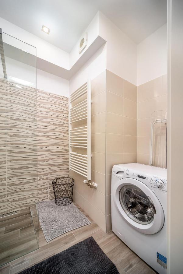 Grace Pine Apartment 3 Budapest Extérieur photo